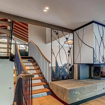 בקתה Chalet Oerts Elegant Mountain Retreat With Breathtaking Views *