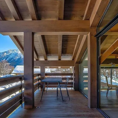 Chalet Oerts Elegant Mountain Retreat With Breathtaking Views 샬레